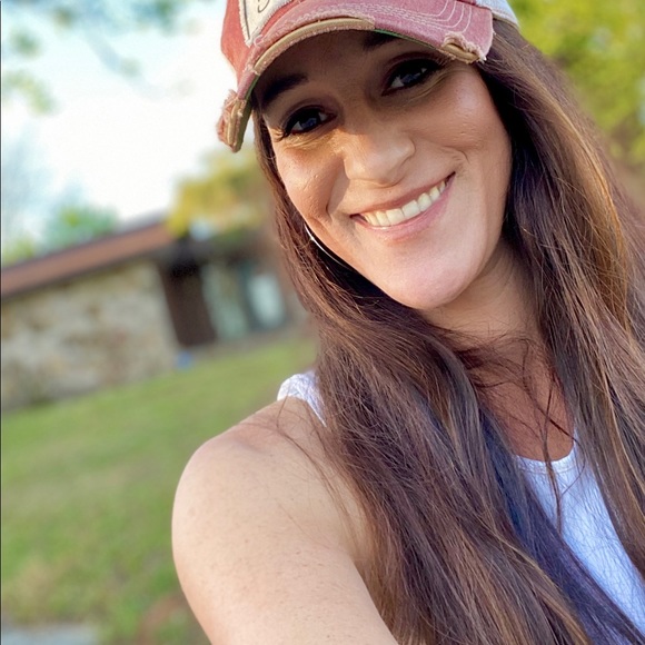 adriennemcleod